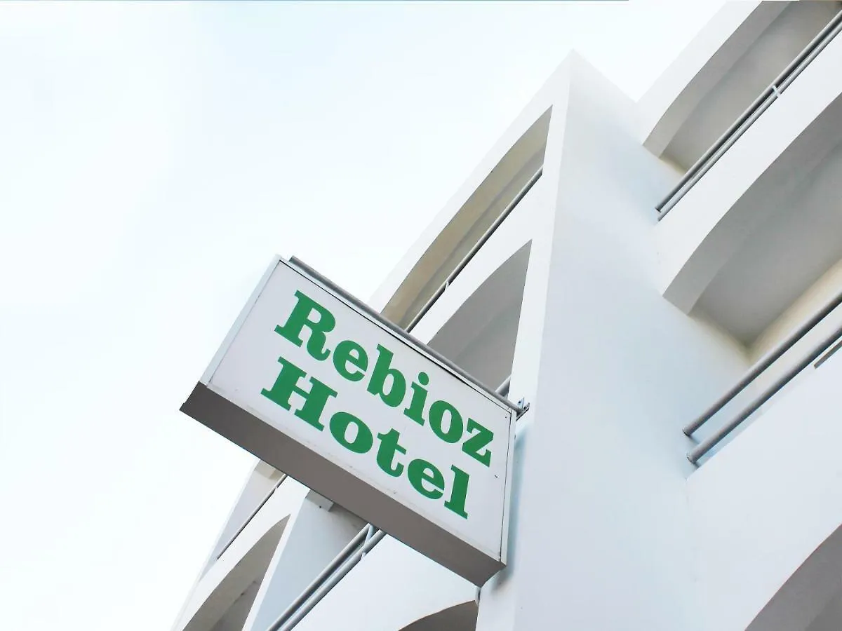 Rebioz Hotel Larnaca 2*,